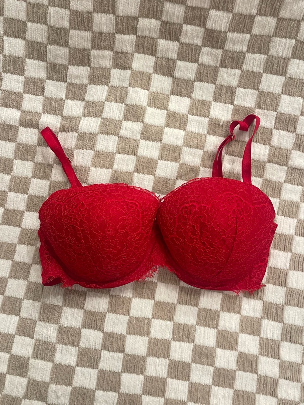 Victoria’s secret Dream Angels Red Lace Underwire  Bra